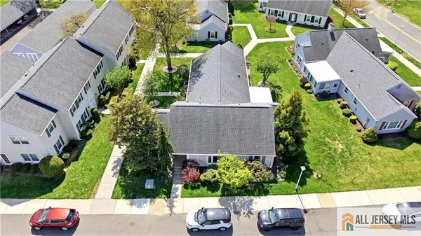 Property Slideshow image 2 of 34 | 272 middlebury ln 272c, Monroe, NJ, 08831