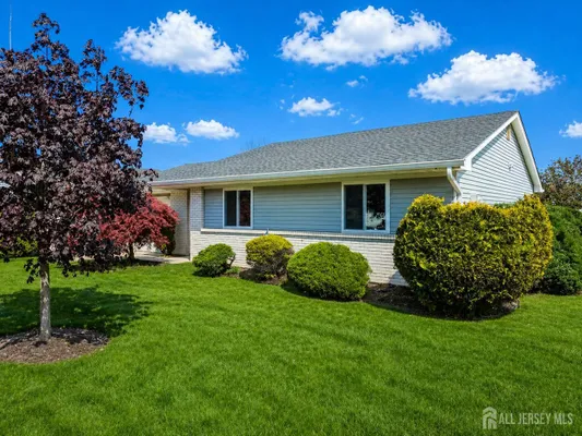 Property Slideshow image 2 of 28 | 732-c ralston plz, Monroe, NJ, 08831