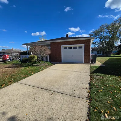 Property Slideshow image 2 of 14 | 71 bimini dr, Berkeley, NJ, 08757