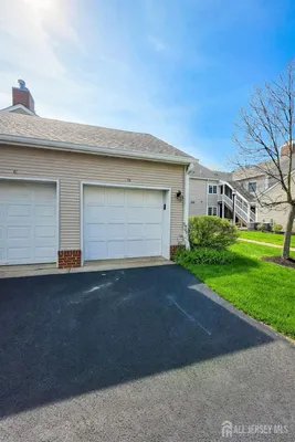 Property Slideshow image 3 of 26 | 1-h rutland ln, Monroe, NJ, 08831