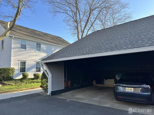 Property Slideshow image 2 of 15 | 107 hanover ln c, Monroe, NJ, 08831