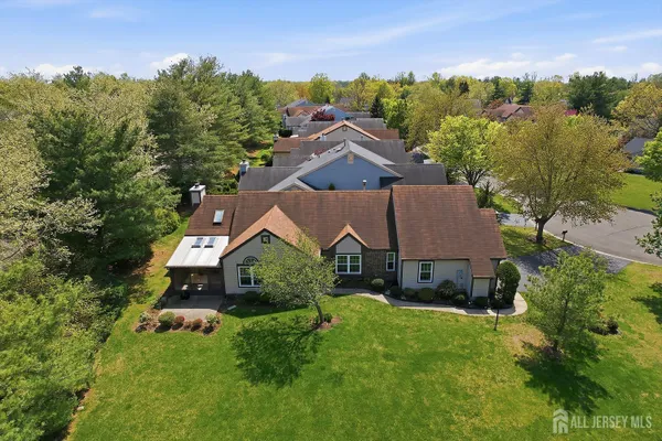 Property Slideshow image 3 of 33 | 19 ingram dr, Monroe, NJ, 08831
