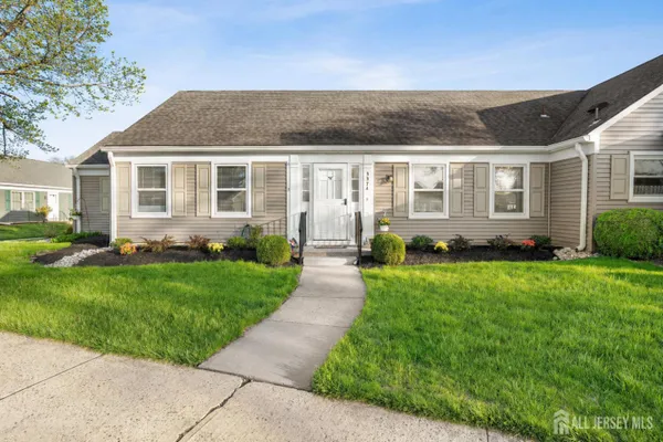 Property Slideshow image 2 of 42 | 337-c old nassau rd c, Monroe, NJ, 08831