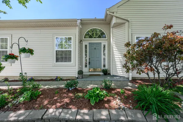 Property Slideshow image 2 of 47 | 70 vineyard ct, Monroe, NJ, 08831