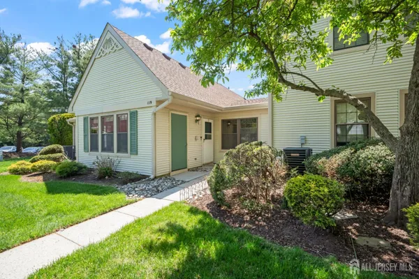 Property Slideshow image 3 of 23 | 119 griggs pl, East Brunswick, NJ, 08816