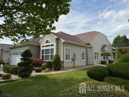 Property Slideshow image 2 of 24 | 129 valencia dr, Monroe, NJ, 08831