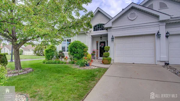 Property Slideshow image 2 of 36 | 1 kingston ct, Monroe, NJ, 08831