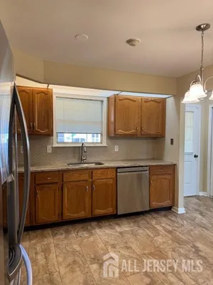 Property Slideshow image 3 of 8 | 10 benjamin franklin dr, Monroe, NJ, 08831