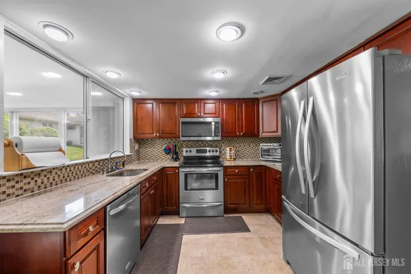 Property Slideshow image 2 of 14 | 209-a vernon rd, Monroe, NJ, 08831
