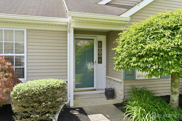 Property Slideshow image 3 of 54 | 25 ivy hill rd, Lakewood, NJ, 08701