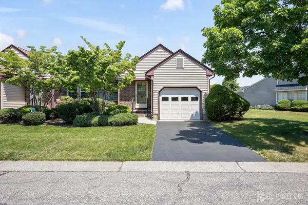 Property Slideshow image 2 of 36 | 21-a john hancock dr, Monroe, NJ, 08831