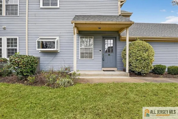 Property Slideshow image 3 of 53 | 5 wingate ct 5d, Monroe, NJ, 08831