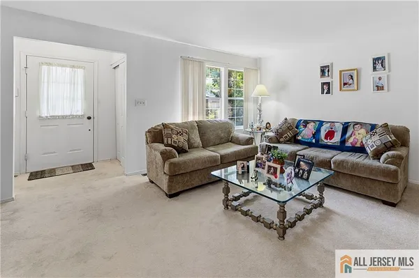 Property Slideshow image 3 of 25 | 9 patrick henry a ct, Monroe, NJ, 08831