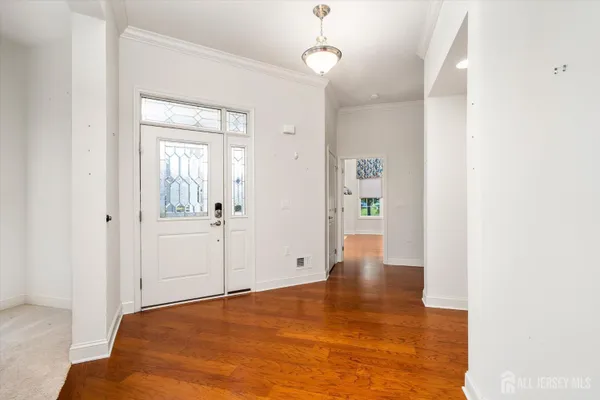 Property Slideshow image 3 of 31 | 24 ravenslake rd, Monroe, NJ, 08831