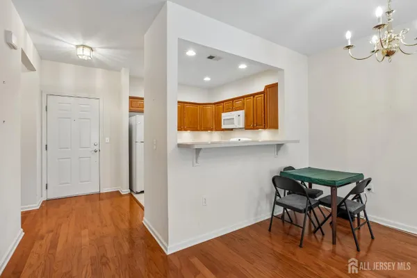 Property Slideshow image 3 of 31 | 540 cranbury rd 115, East Brunswick, NJ, 08816