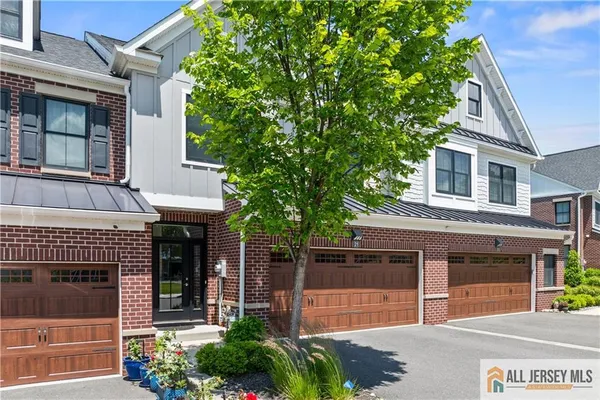Property Slideshow image 3 of 49 | 21 riverwalk, Plainsboro, NJ, 08536