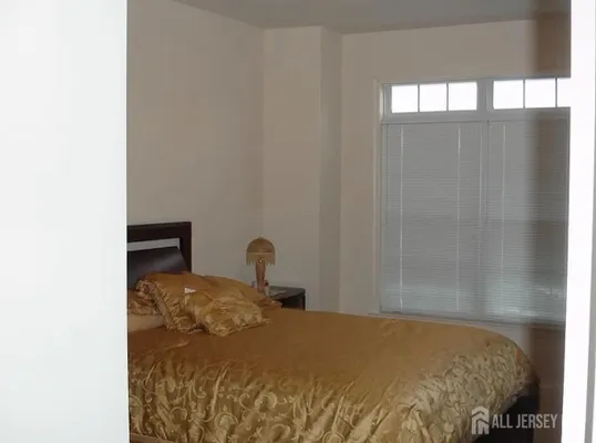 Property Slideshow image 2 of 11 | 3319 falston cir, Old Bridge, NJ, 08857