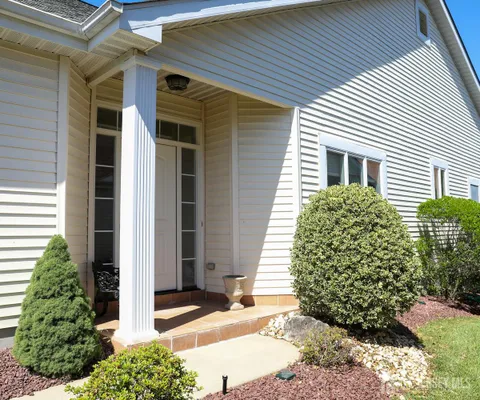 Property Slideshow image 3 of 34 | 7 sherwood dr, Monroe, NJ, 08831