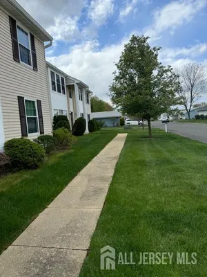 Property Slideshow image 3 of 12 | 525-b belford rd, Monroe, NJ, 08831