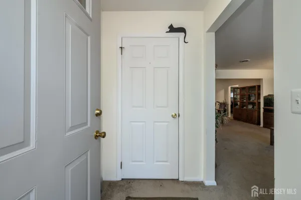 Property Slideshow image 3 of 27 | 8 killington rd, Toms River, NJ, 08757