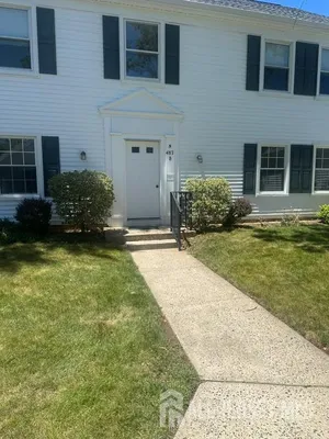 Property Slideshow image 2 of 14 | 487 somerset ln b, Monroe, NJ, 08831