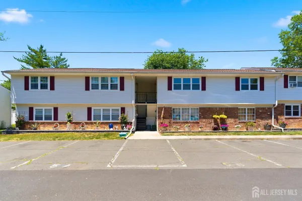 Property Slideshow image 2 of 34 | 5 pennsylvania dr 454, Old Bridge, NJ, 07747
