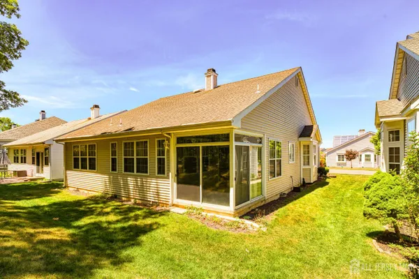 Property Slideshow image 2 of 37 | 20 valley stream pl, Barnegat, NJ, 08005