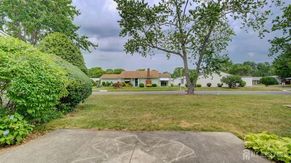 Property Slideshow image 2 of 21 | 27 larch plz, Monroe, NJ, 08831