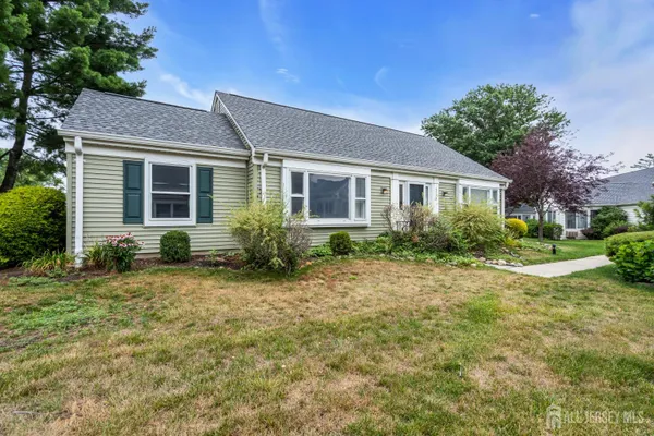 Property Slideshow image 2 of 38 | 452-a roxbury ln, Monroe, NJ, 08831