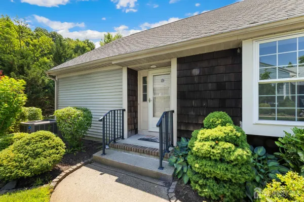 Property Slideshow image 2 of 41 | 9 melborn dr b, Monroe, NJ, 08831