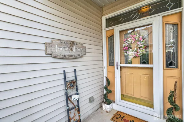 Property Slideshow image 3 of 28 | 1 umberland pl, Monroe, NJ, 08831