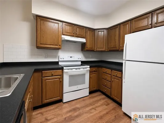 Property Slideshow image 3 of 13 | 100 john t o leary blvd 416, South Amboy, NJ, 08879