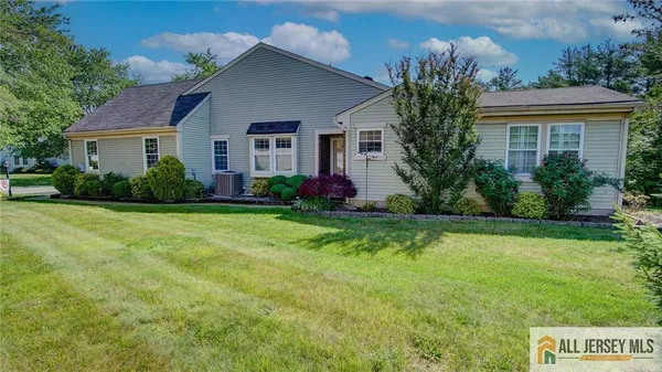 Property Slideshow image 3 of 45 | 23 bedfordshire dr, Monroe, NJ, 08831