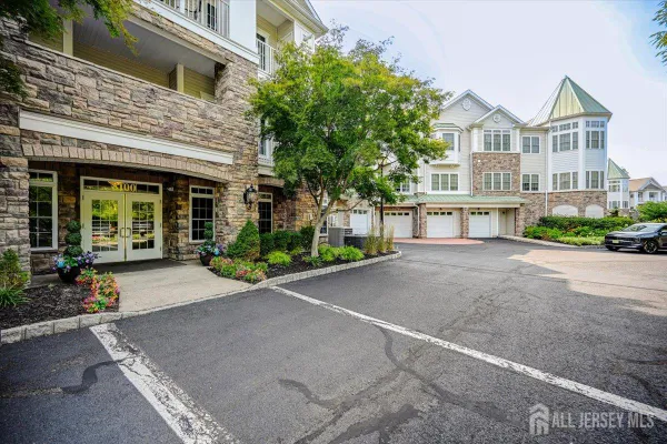 Property Slideshow image 2 of 36 | 8211 falston cir 211, Old Bridge, NJ, 08857