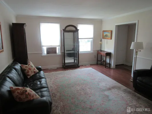 Property Slideshow image 3 of 12 | 80-b old nassau rd b, Monroe, NJ, 08831