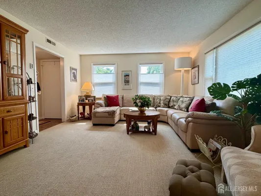 Property Slideshow image 3 of 17 | 653 yorktown ln b, Monroe, NJ, 08831