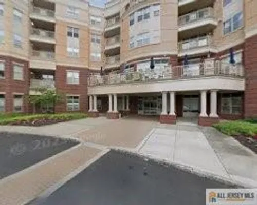 Property Slideshow image 2 of 5 | 2216 windrow dr # 2216, Princeton, NJ, 08540