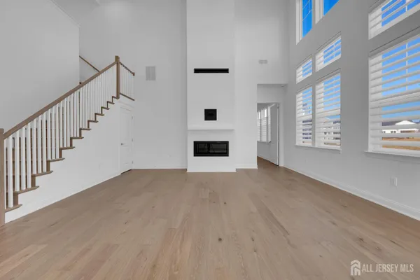 Property Slideshow image 3 of 50 | 30 ross ln, Cranbury, NJ, 08512