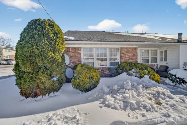 Property Slideshow image 3 of 25 | 9 valery rd, Old Bridge, NJ, 07747