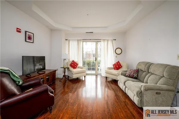 Property Slideshow image 2 of 24 | 2123 windrow dr 2123, Plainsboro, NJ, 08540