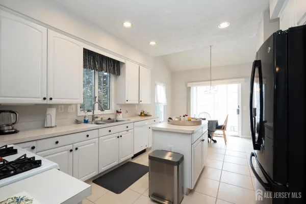 Property Slideshow image 3 of 48 | 1 dawson ln, Monroe, NJ, 08831