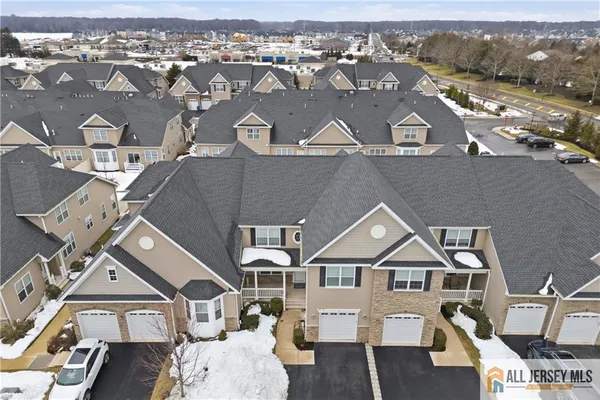 Property Slideshow image 2 of 39 | 6 traditions pl, Monroe, NJ, 08831