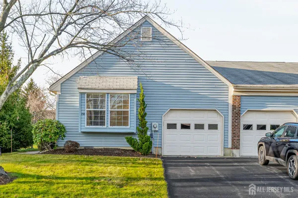 Property Slideshow image 2 of 32 | 29-b hillsborough dr, Monroe, NJ, 08831