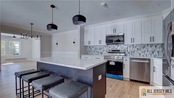 Property Slideshow image 2 of 16 | 16 alexander hamilton ct b, Monroe, NJ, 08831