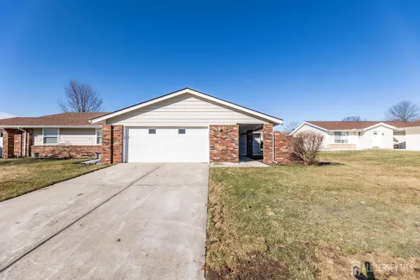 Property Slideshow image 3 of 49 | 213 doremus dr c, Monroe, NJ, 08831