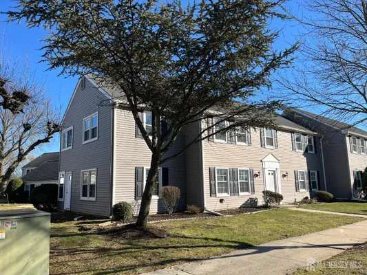 Property Slideshow image 2 of 34 | 259-b old nassau rd b, Monroe, NJ, 08831