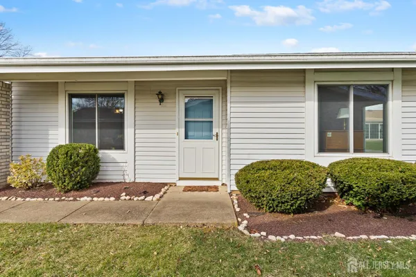 Property Slideshow image 2 of 12 | 274 convent rd d, Monroe, NJ, 08831