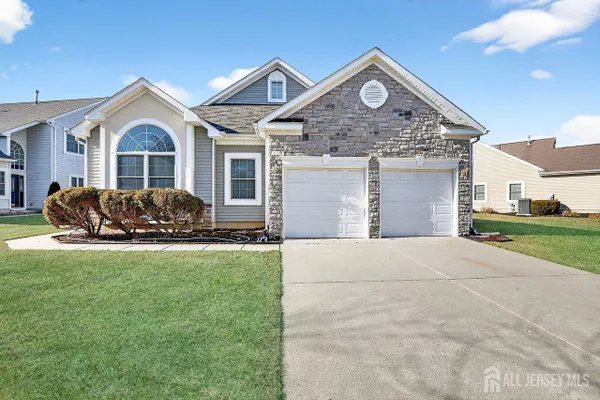 Property Slideshow image 2 of 26 | 110 ridgway dr, Bordentown Twp, NJ, 08505