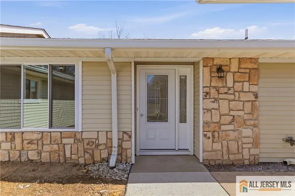 Property Slideshow image 2 of 30 | 780 ardmore rd 780b, Monroe, NJ, 08831