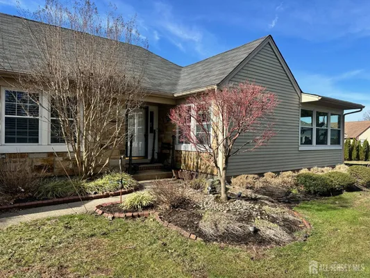 Property Slideshow image 2 of 32 | 67 yorkshire dr, Monroe, NJ, 08831